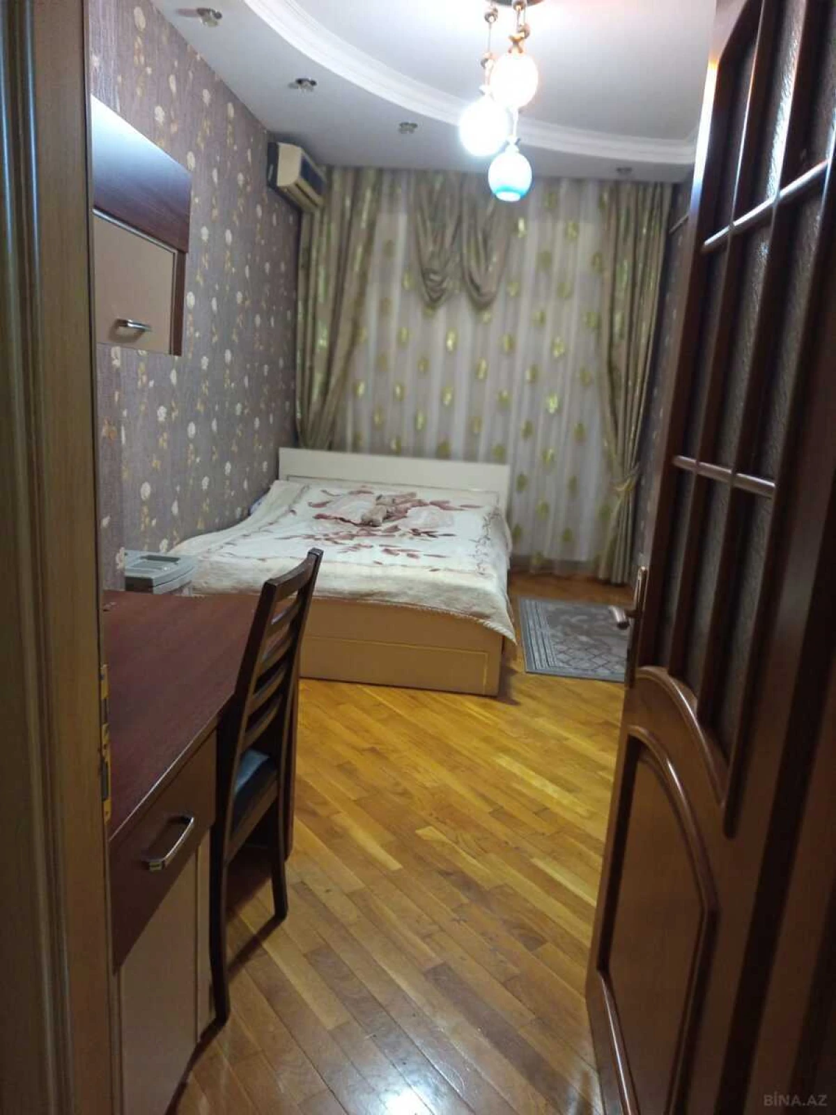 Kirayə verilir 3 otaqlı mənzil 100 m²