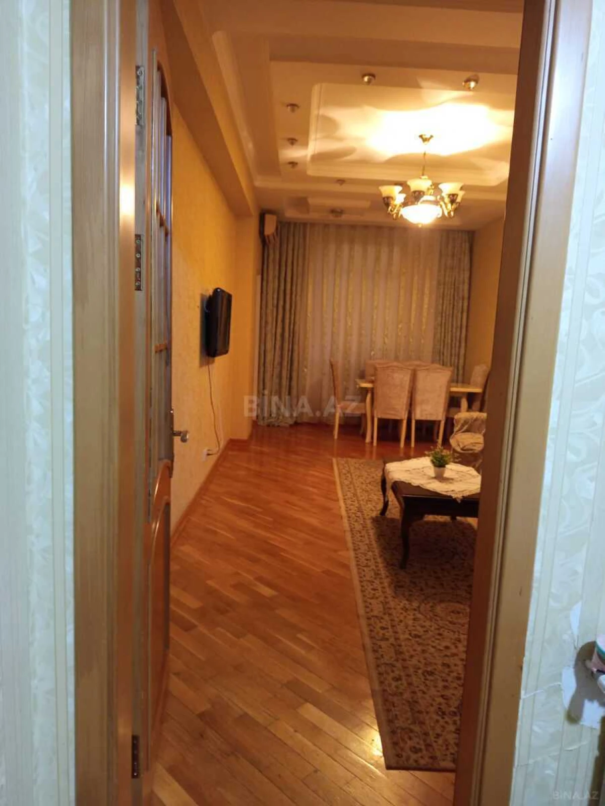 Kirayə verilir 3 otaqlı mənzil 100 m²