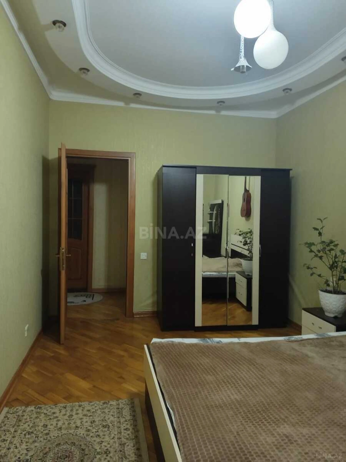 Kirayə verilir 3 otaqlı mənzil 100 m²