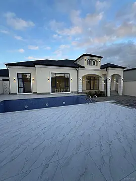 Satılır 4 otaqlı həyət evi 240 m²