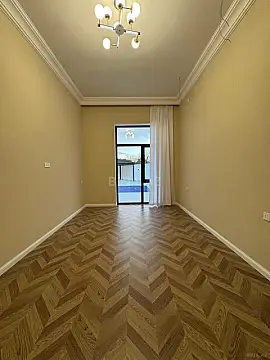 Satılır 4 otaqlı həyət evi 240 m²