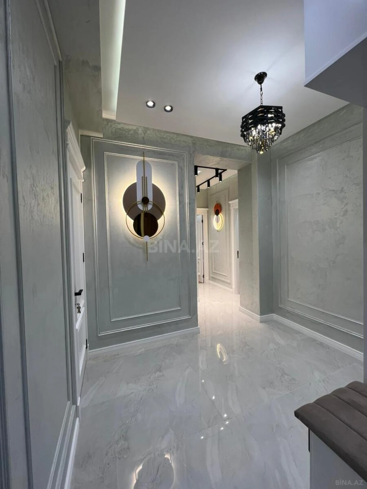 Satılır 3 otaqlı mənzil 96 m²