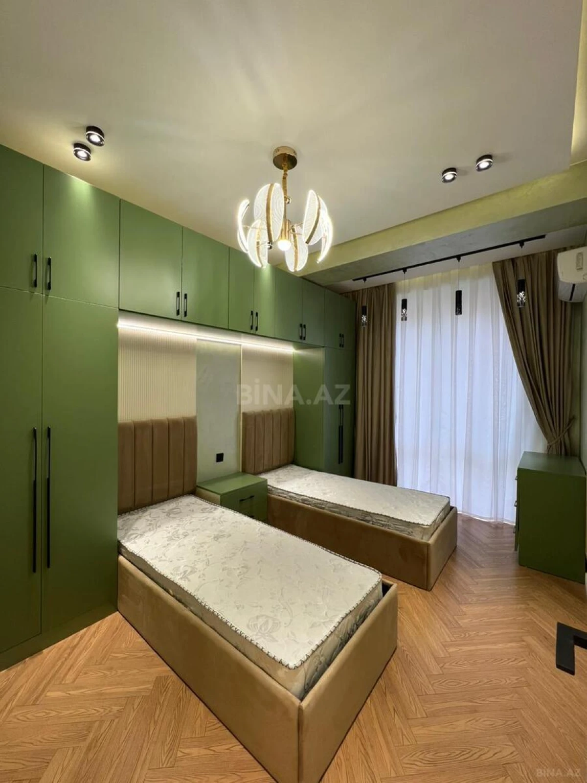 Satılır 3 otaqlı mənzil 96 m²