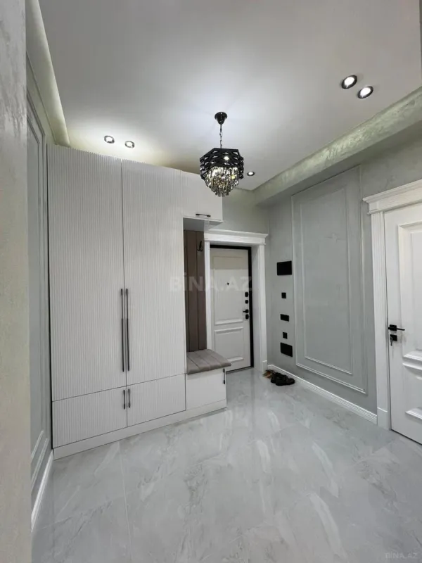 Satılır 3 otaqlı mənzil 96 m²