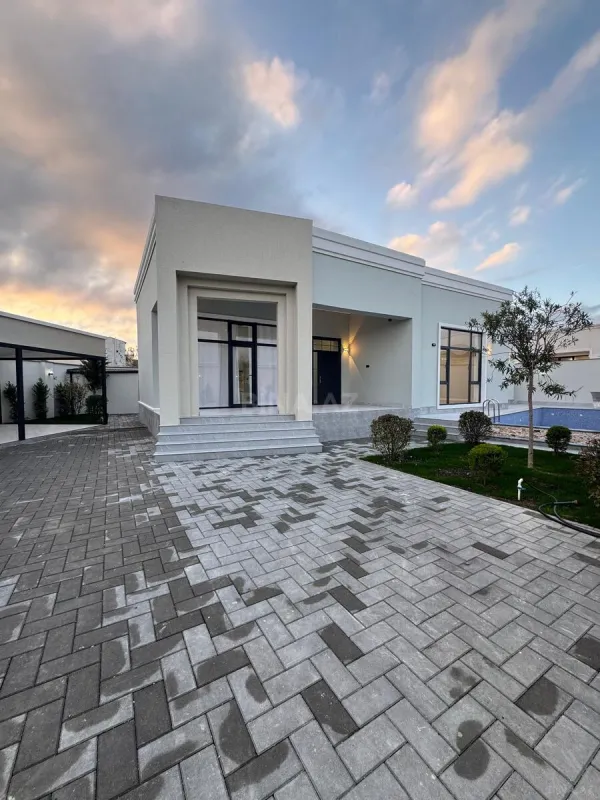 Satılır 4 otaqlı həyət evi 180 m²