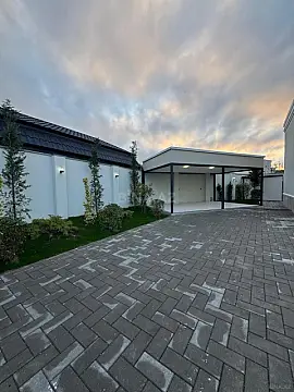 Satılır 4 otaqlı həyət evi 180 m²