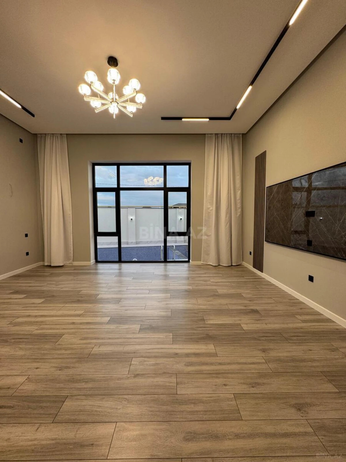 Satılır 4 otaqlı həyət evi 180 m²