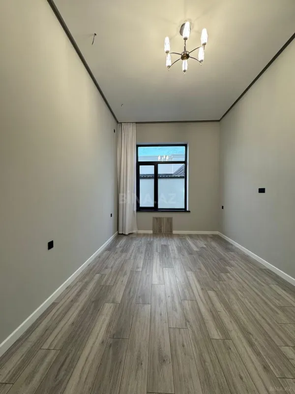 Satılır 4 otaqlı həyət evi 180 m²