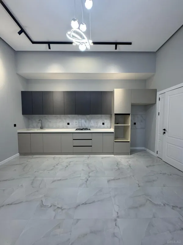 Satılır 4 otaqlı həyət evi 180 m²