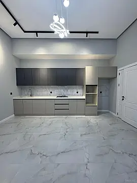 Satılır 4 otaqlı həyət evi 180 m²