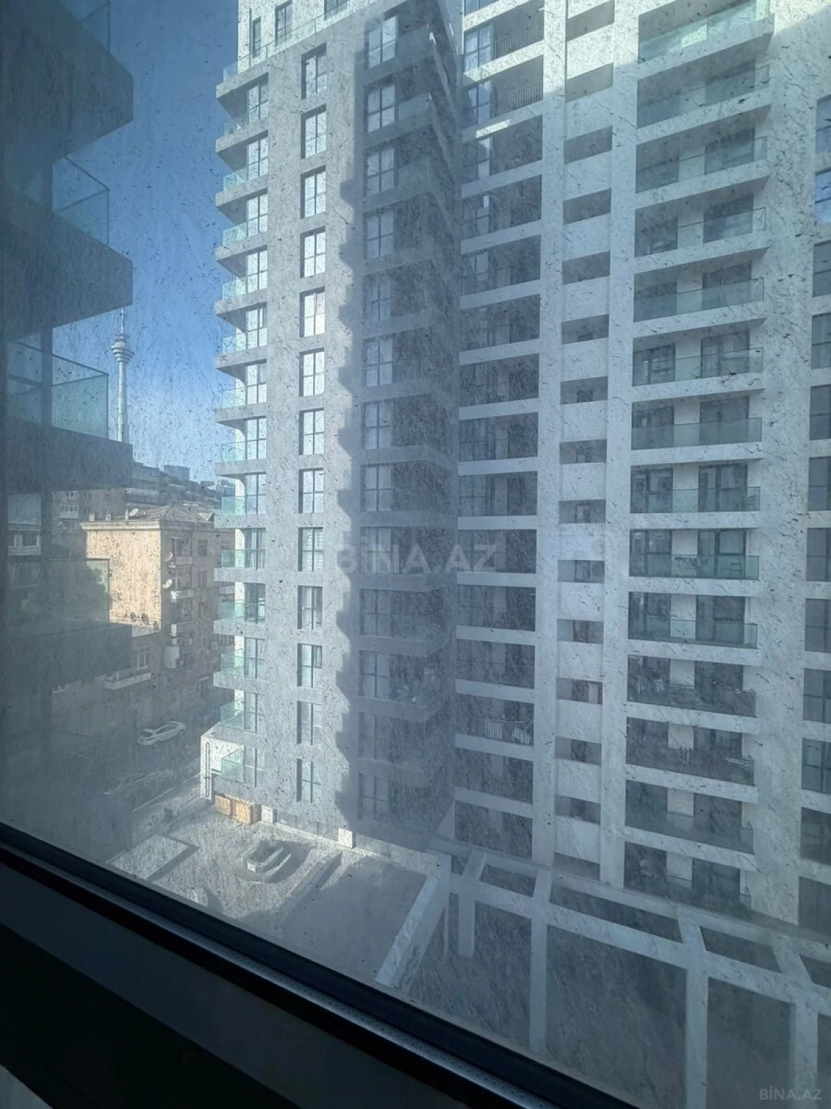 Kirayə verilir 2 otaqlı mənzil 95 m²