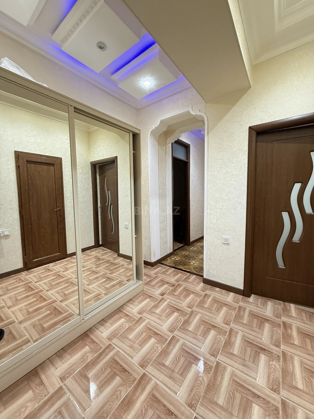 Satılır 3 otaqlı mənzil 70 m²