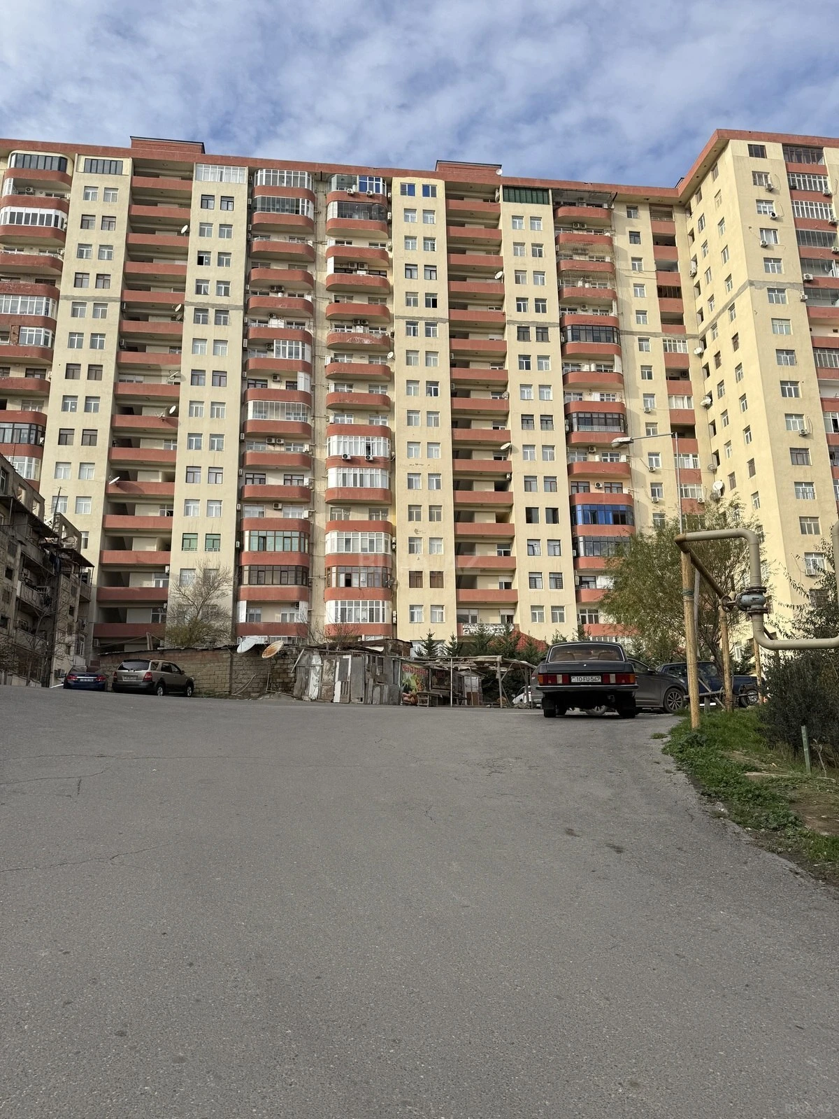 Satılır 3 otaqlı mənzil 70 m²