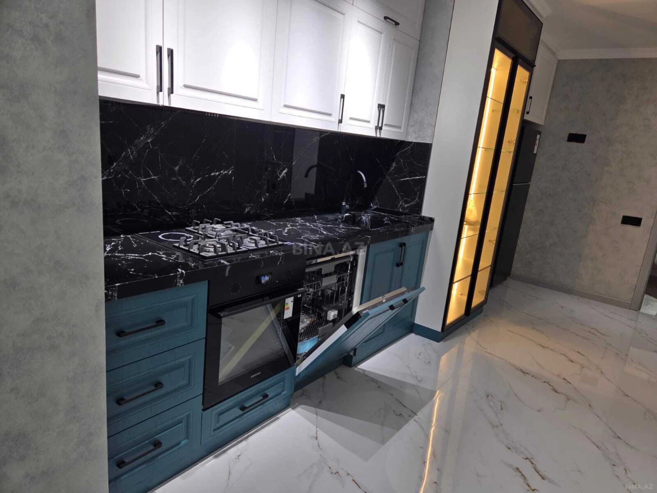 Satılır 3 otaqlı mənzil 100 m²