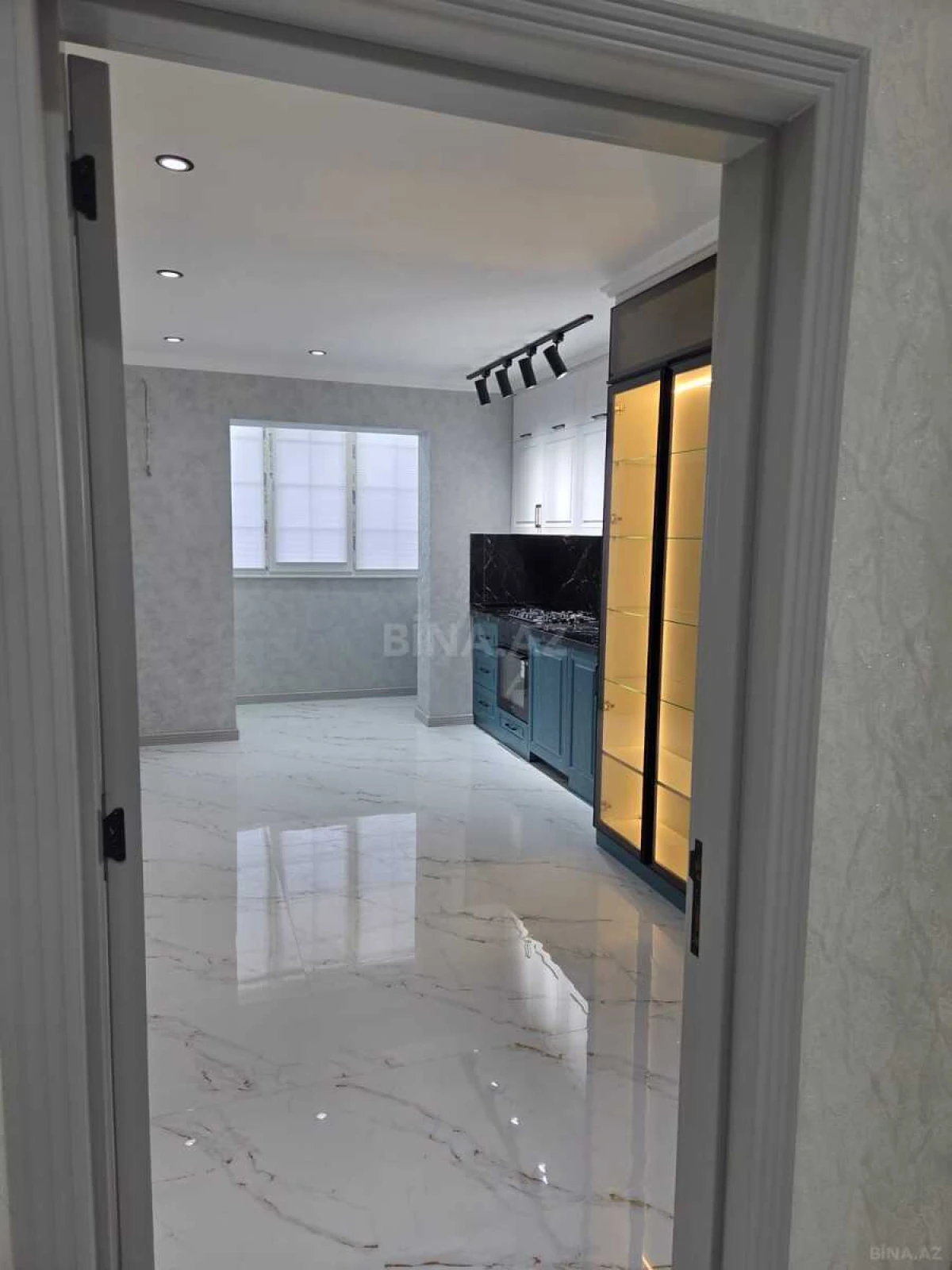 Satılır 3 otaqlı mənzil 100 m²