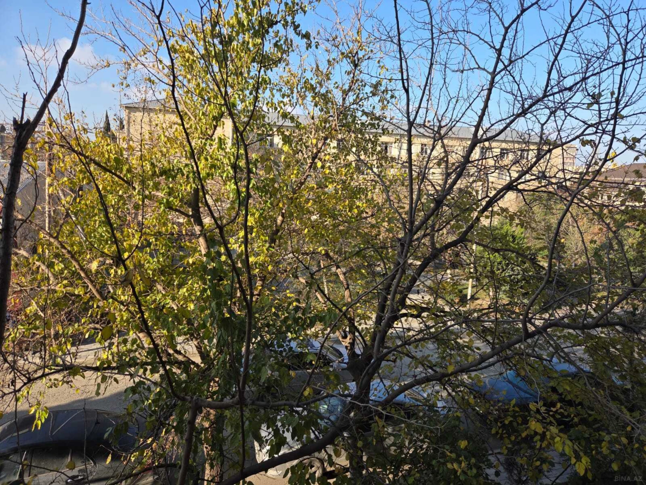 Satılır 3 otaqlı mənzil 100 m²