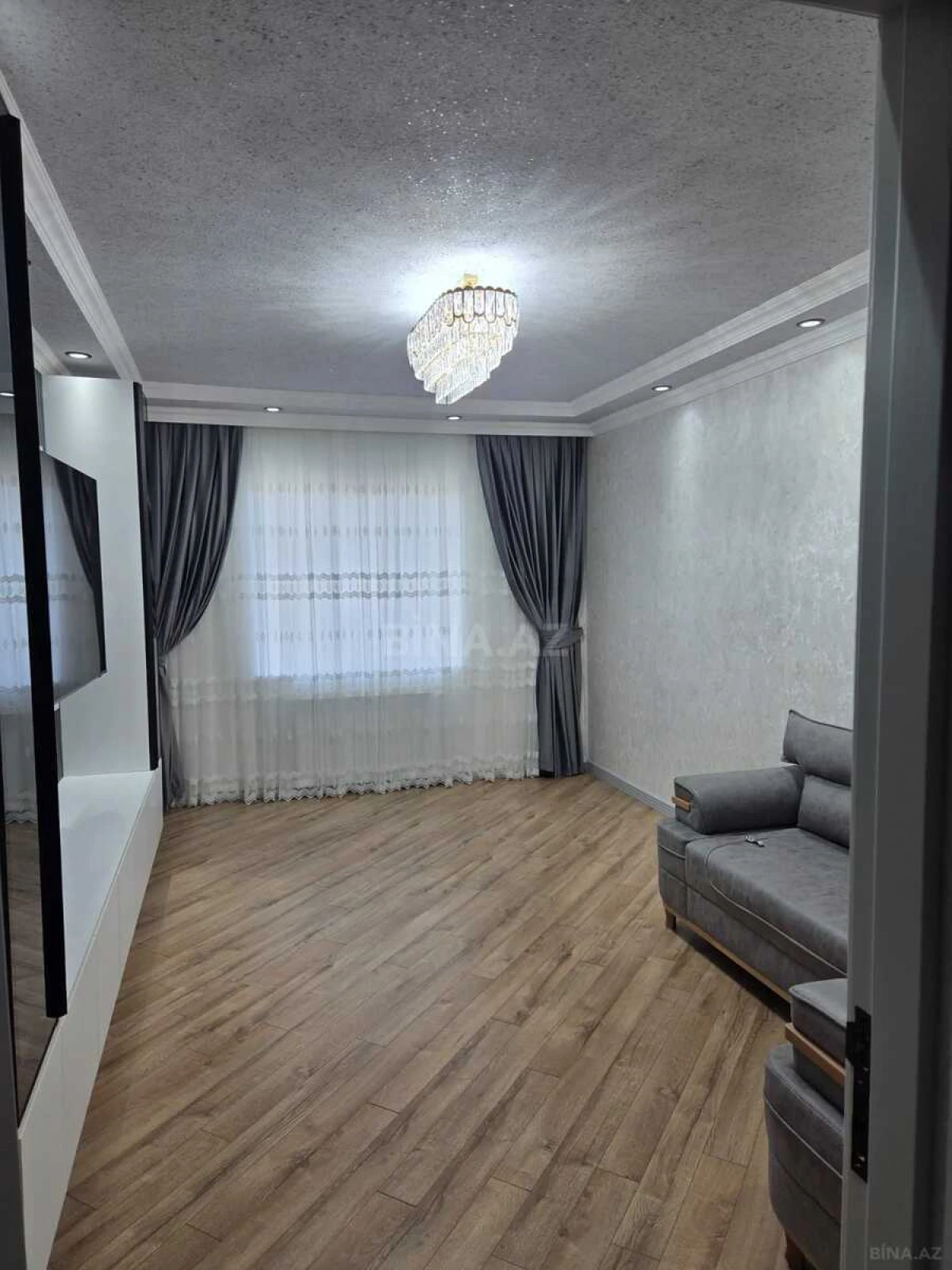 Satılır 3 otaqlı mənzil 100 m²