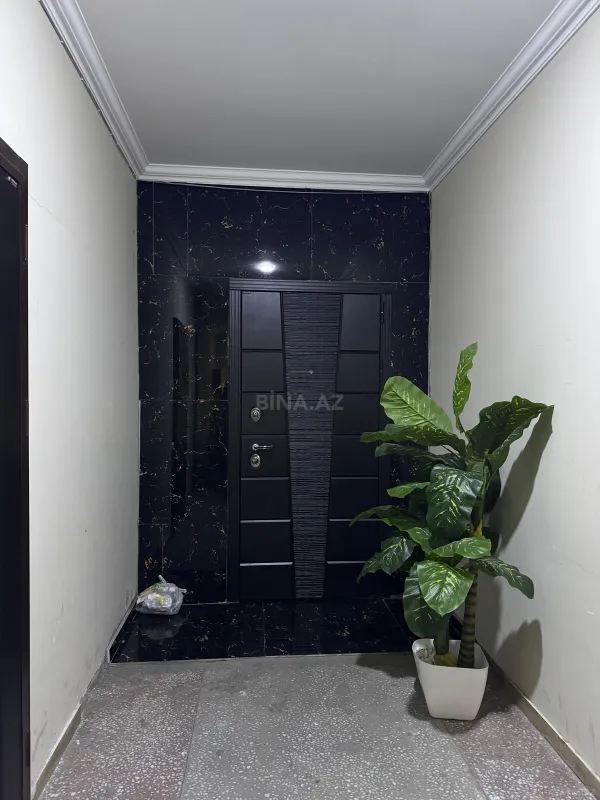 Satılır 3 otaqlı mənzil 170 m²