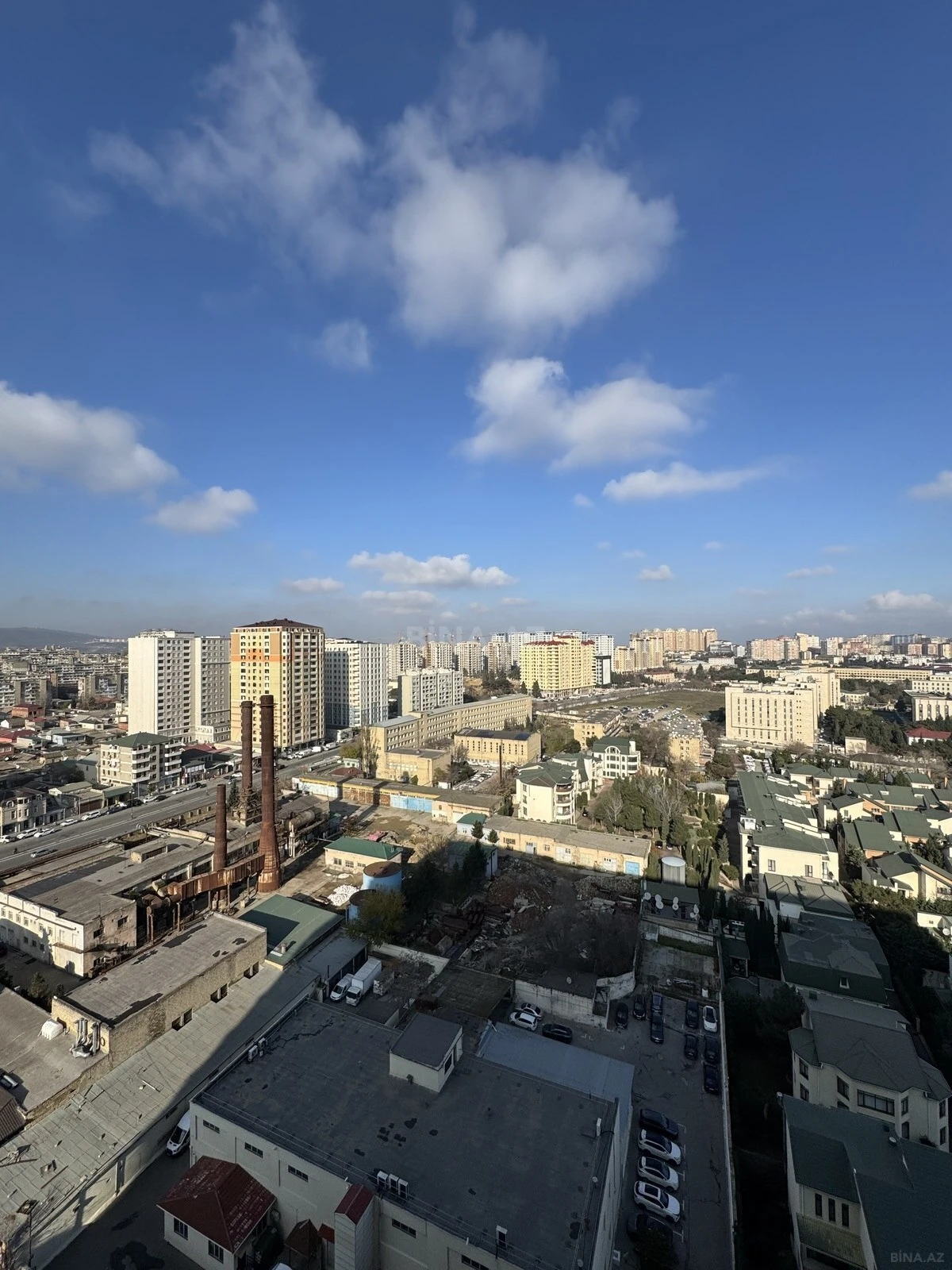 Satılır 3 otaqlı mənzil 170 m²