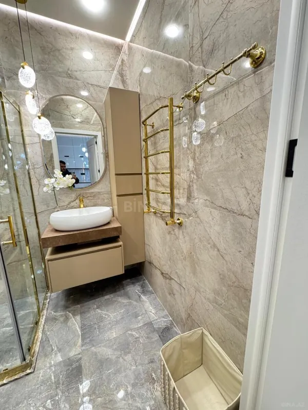 Kirayə verilir 2 otaqlı mənzil 57 m²