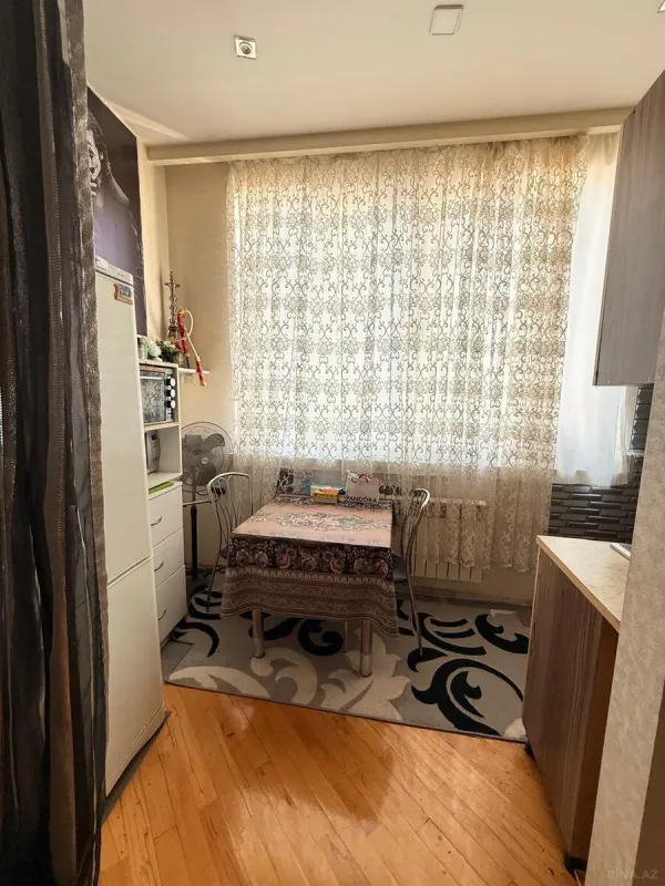 Satılır 2 otaqlı mənzil 62 m²