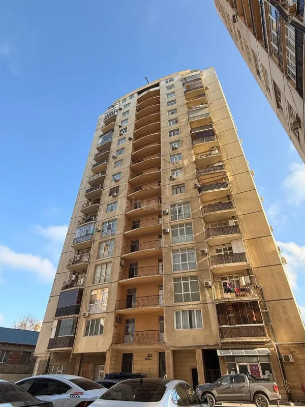 Satılır 2 otaqlı mənzil 62 m²