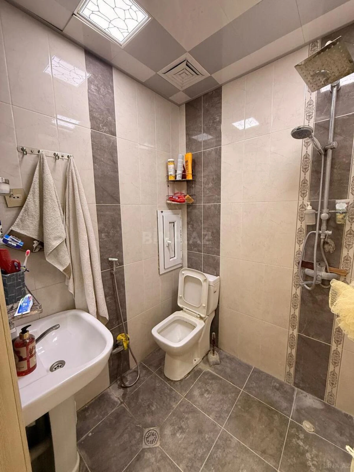 Satılır 2 otaqlı mənzil 62 m²