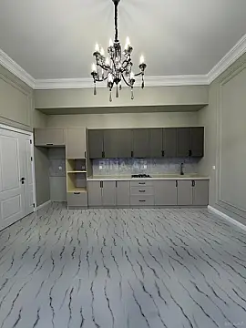 Satılır 4 otaqlı həyət evi 240 m²