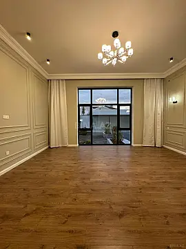 Satılır 4 otaqlı həyət evi 240 m²