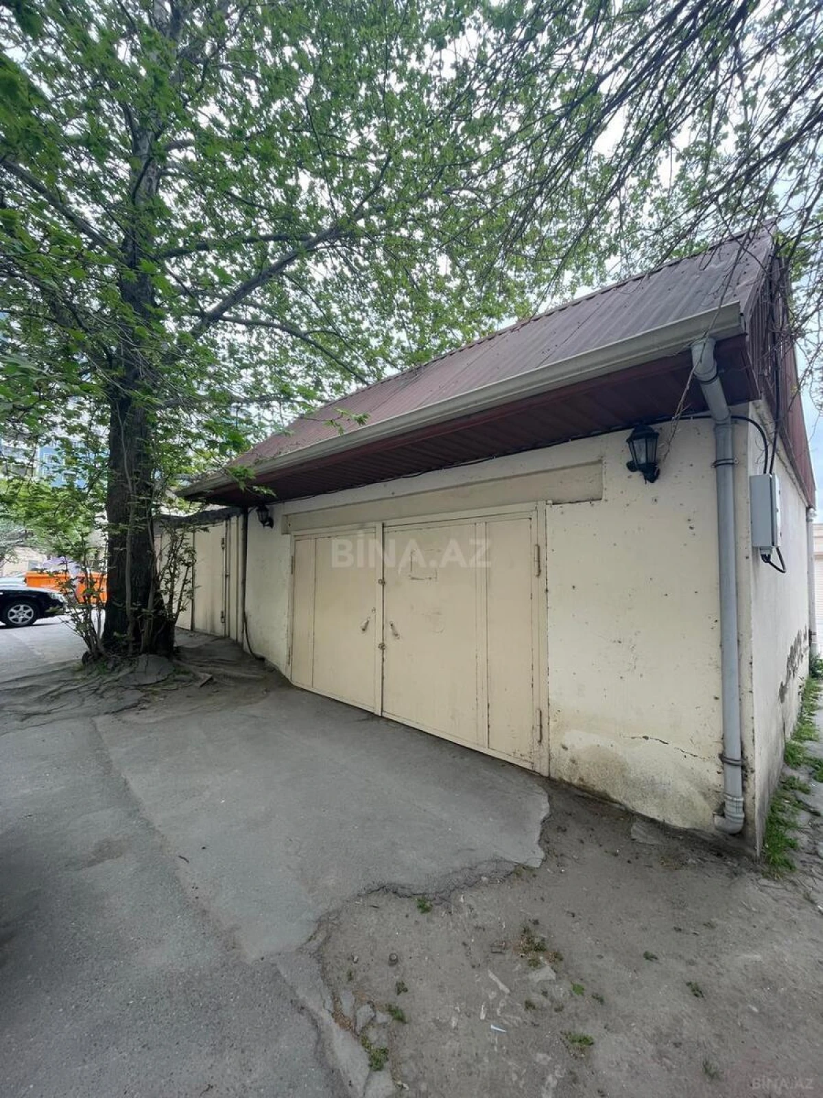 Satılır qaraj 40 m²