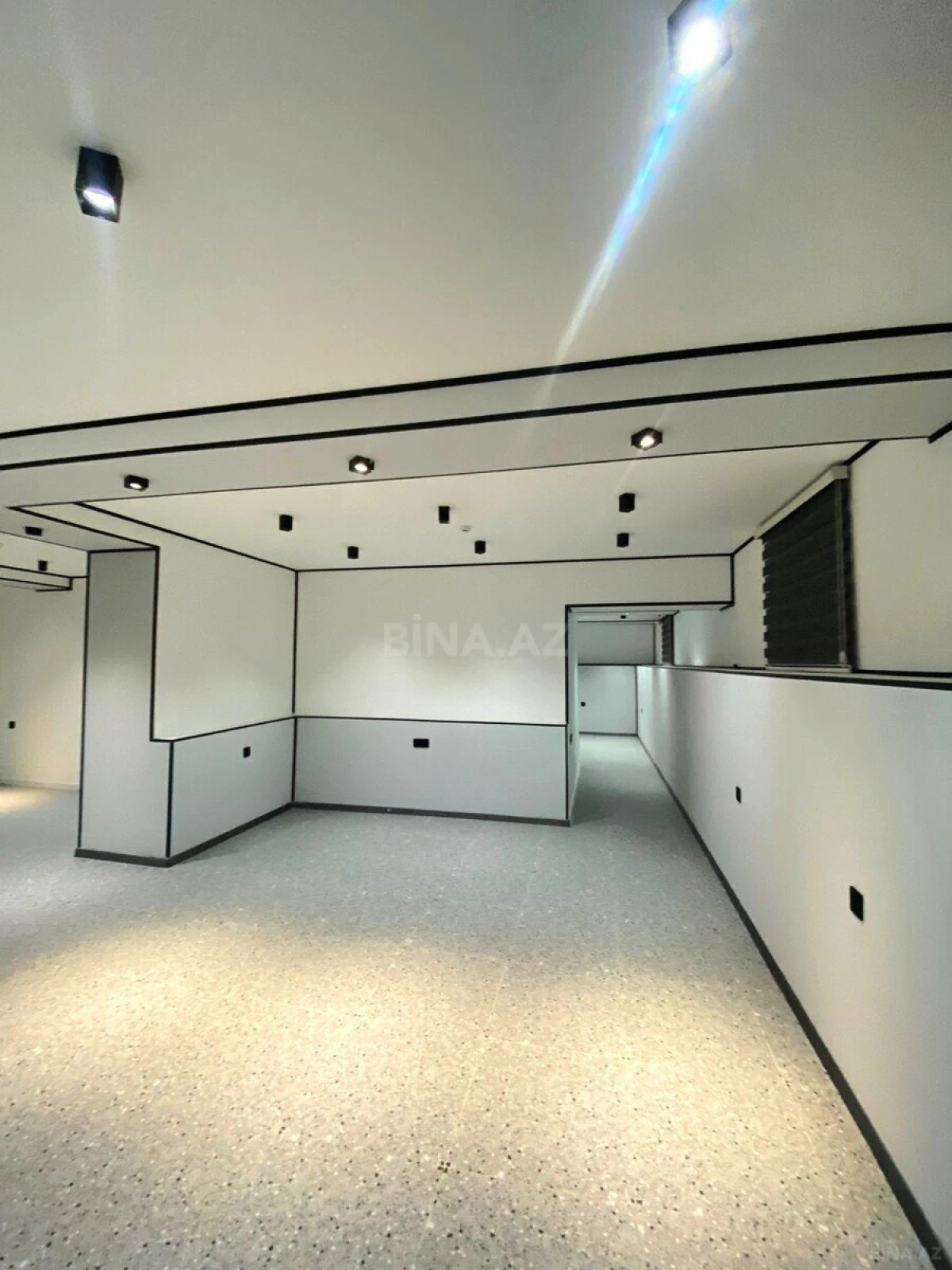 Satılır obyekt 100 m²