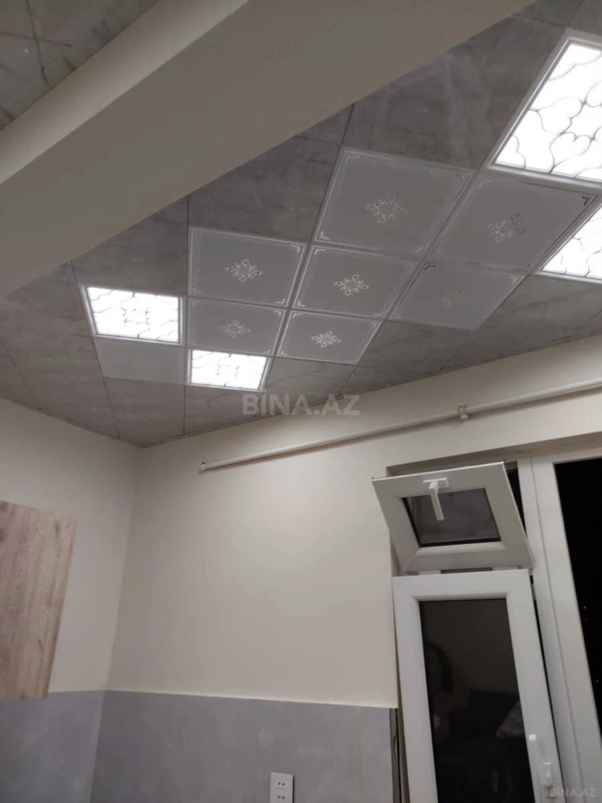 Satılır 2 otaqlı mənzil 60 m²