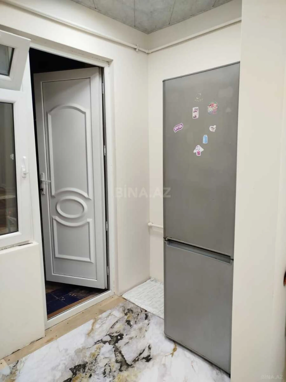 Satılır 2 otaqlı mənzil 60 m²