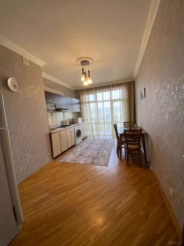 Satılır 2 otaqlı mənzil 92 m²