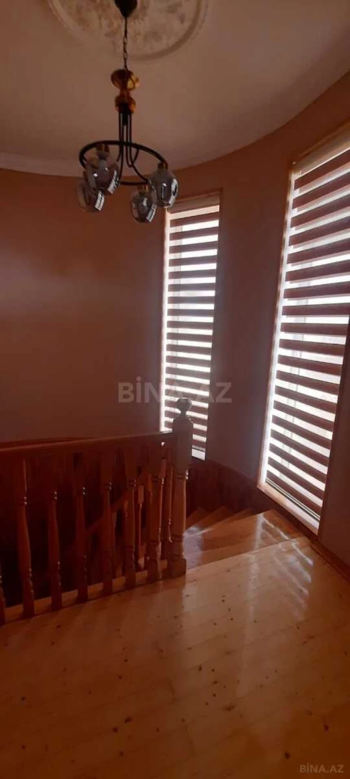 Satılır 4 otaqlı həyət evi 200 m²