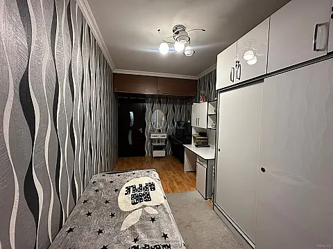 Satılır 3 otaqlı mənzil 65 m²