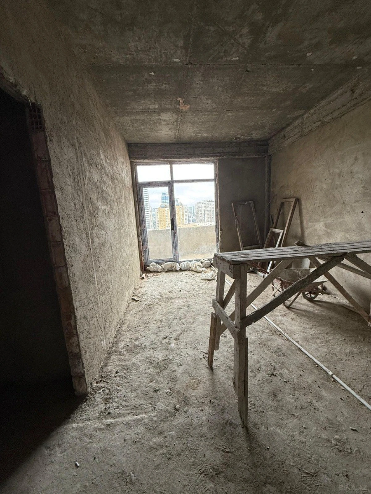 Satılır 3 otaqlı mənzil 80 m²