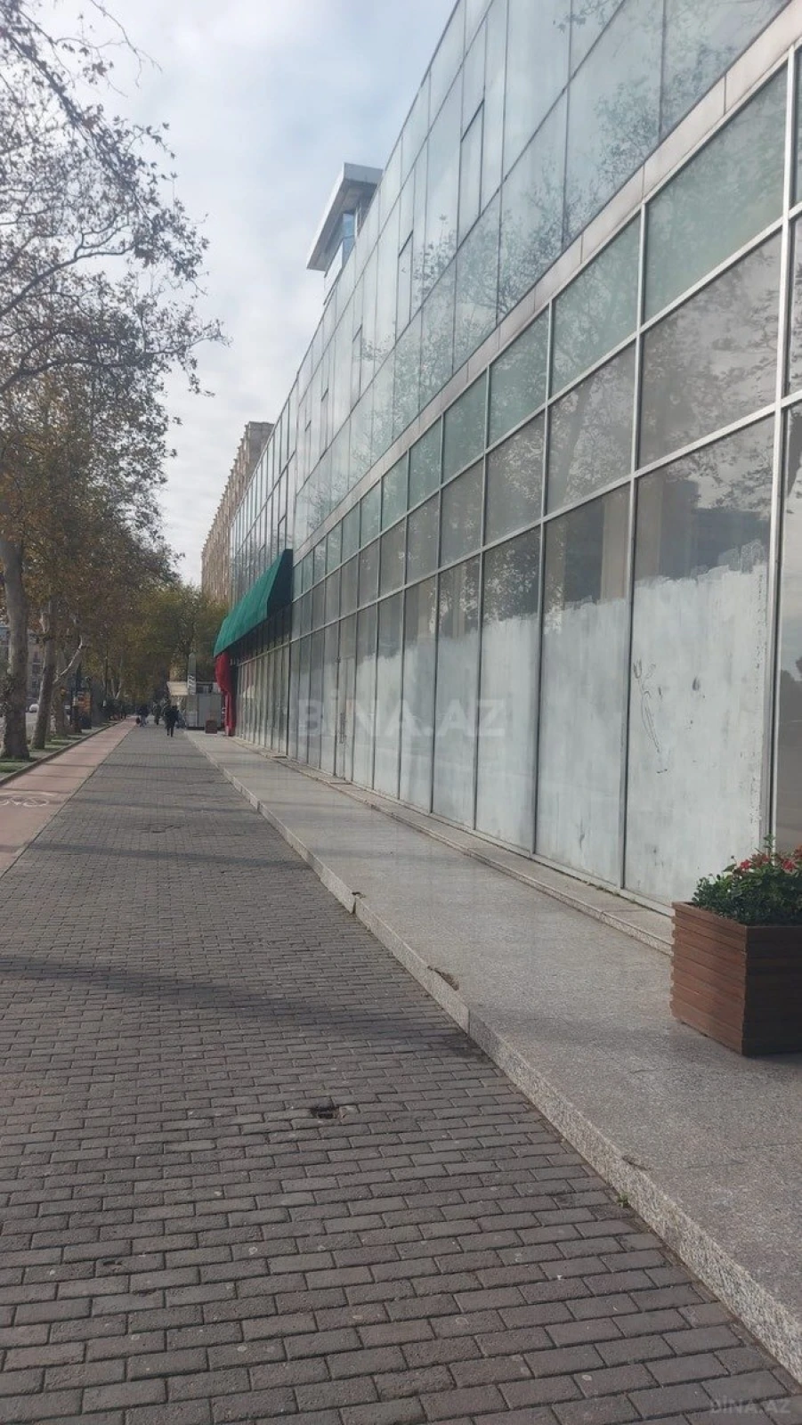 Kirayə verilir obyekt 430 m²