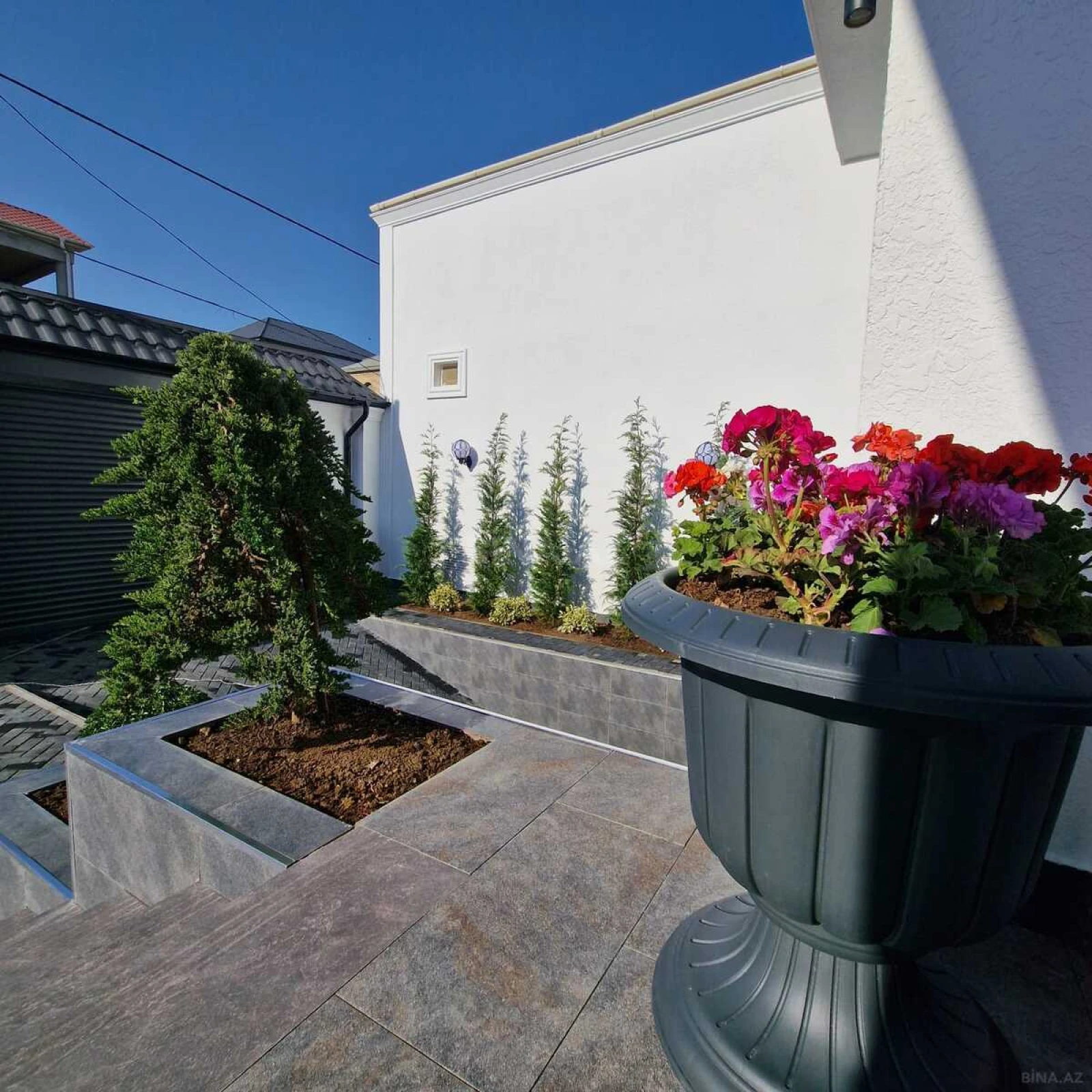 Satılır 7 otaqlı həyət evi 450 m²