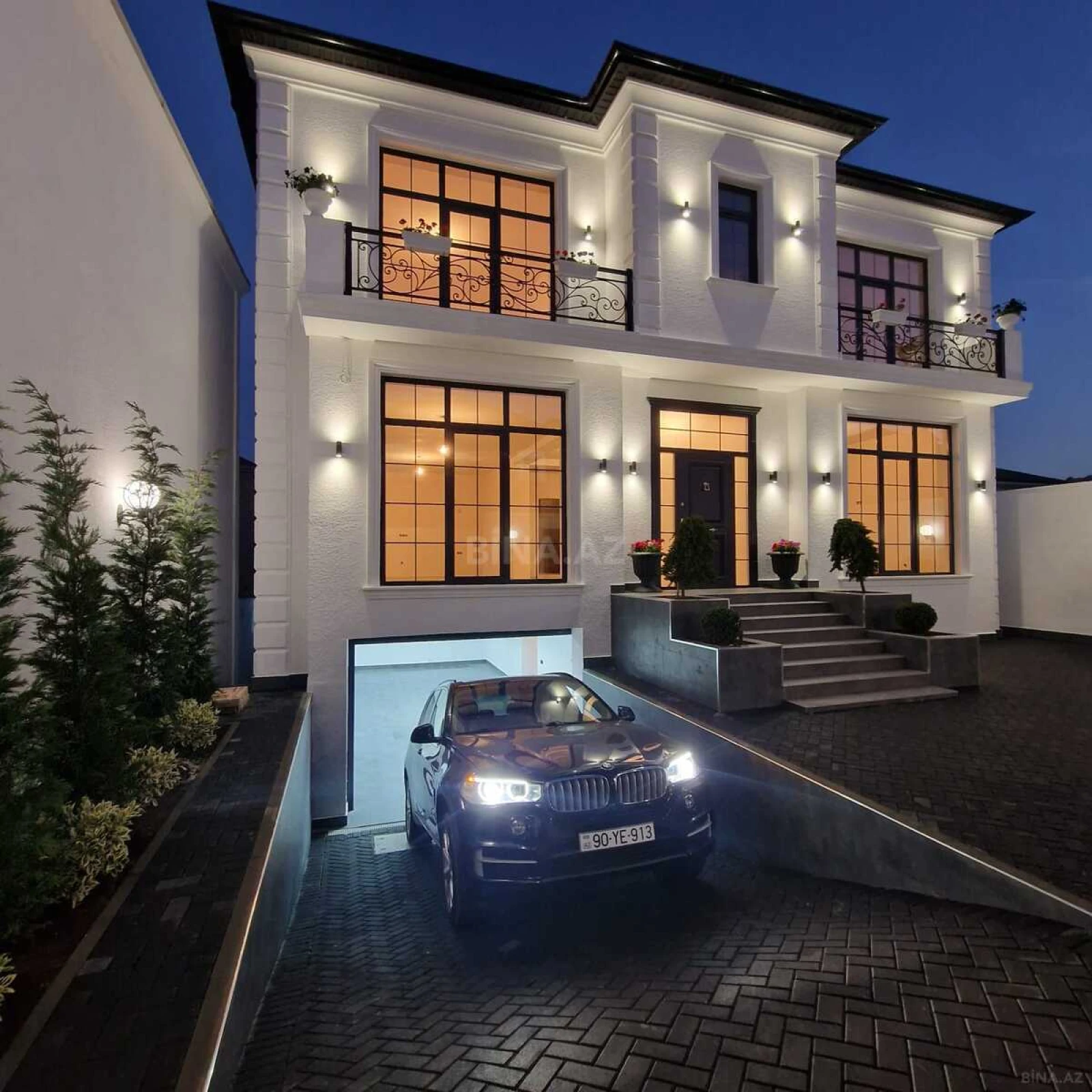 Satılır 7 otaqlı həyət evi 450 m²