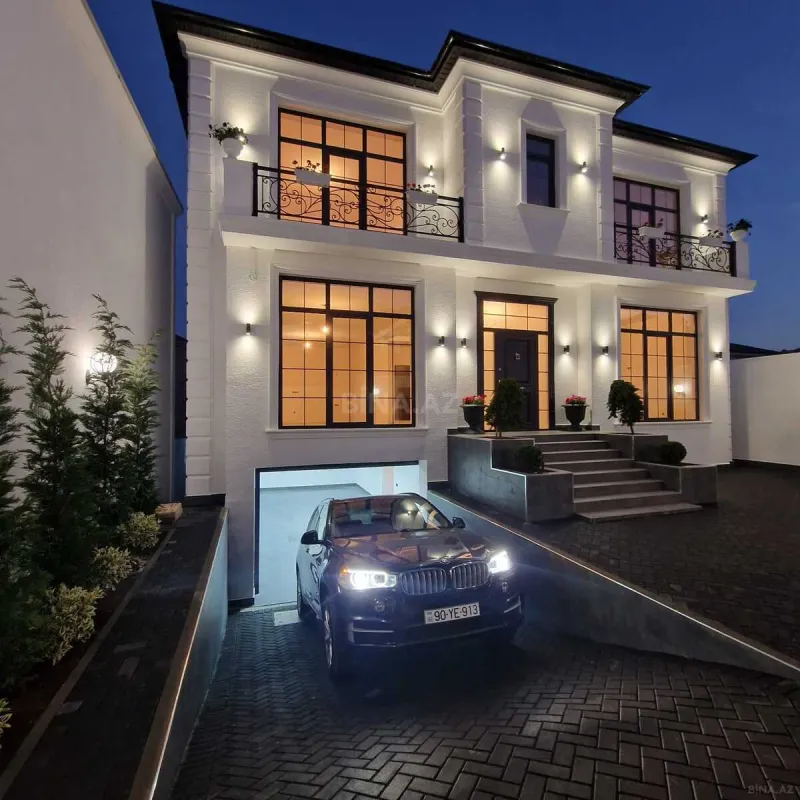 Satılır 7 otaqlı həyət evi 450 m²