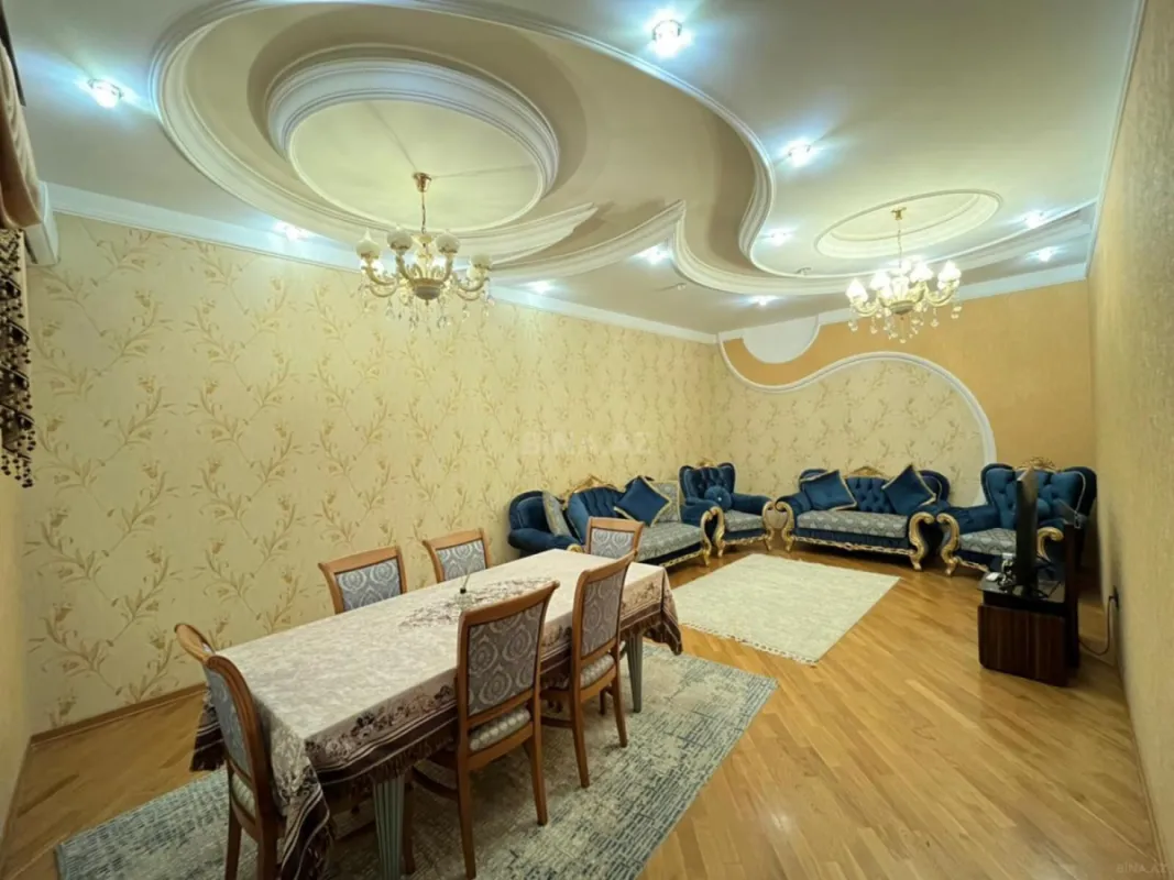 Kirayə verilir 7 otaqlı həyət evi 600 m²