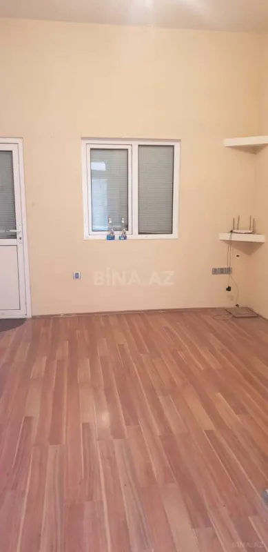 Satılır obyekt 30 m²