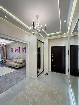 Satılır 3 otaqlı mənzil 99 m²