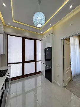 Satılır 3 otaqlı mənzil 99 m²
