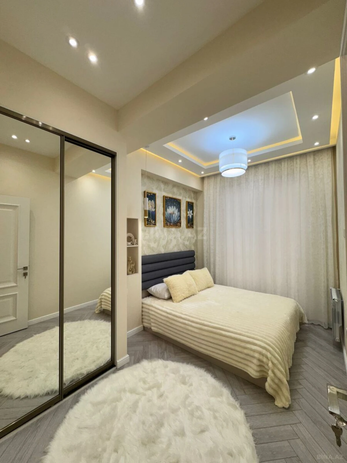 Satılır 3 otaqlı mənzil 99 m²