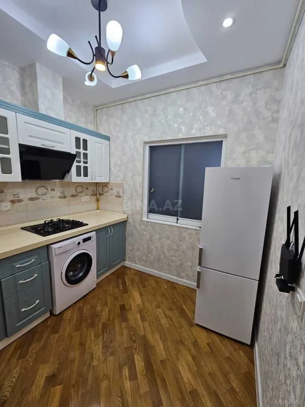 Satılır 2 otaqlı mənzil 72 m²