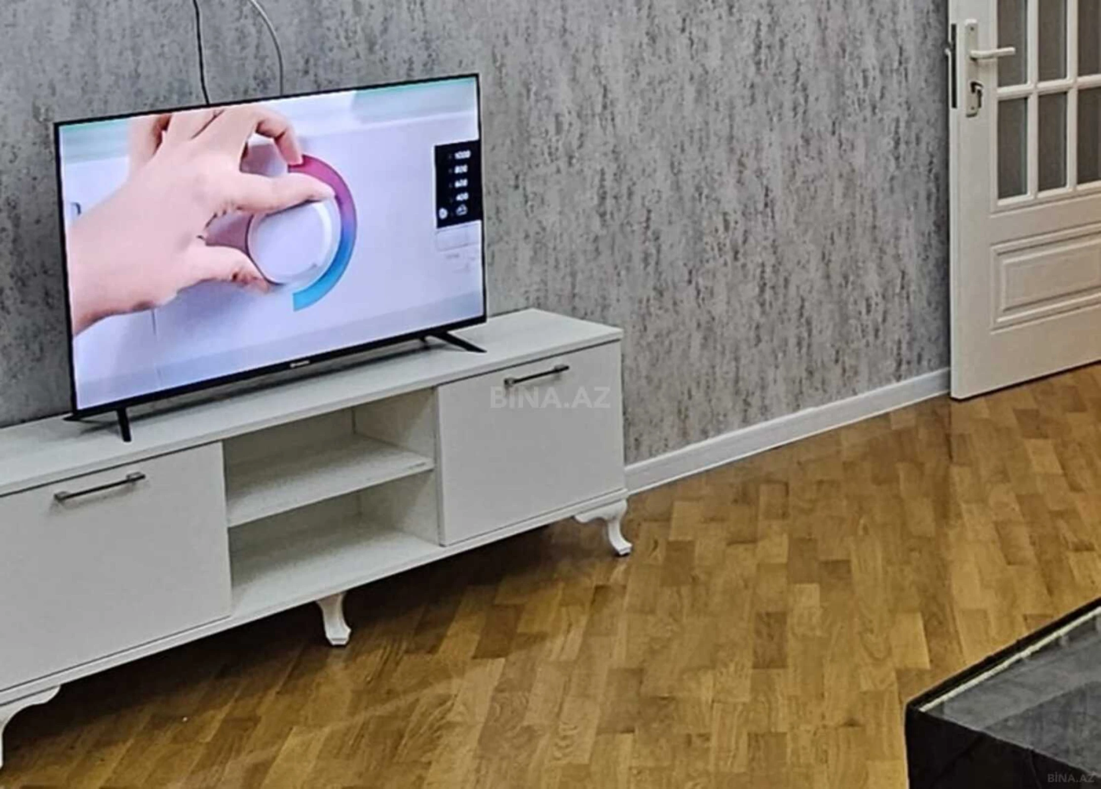 Satılır 2 otaqlı mənzil 72 m²