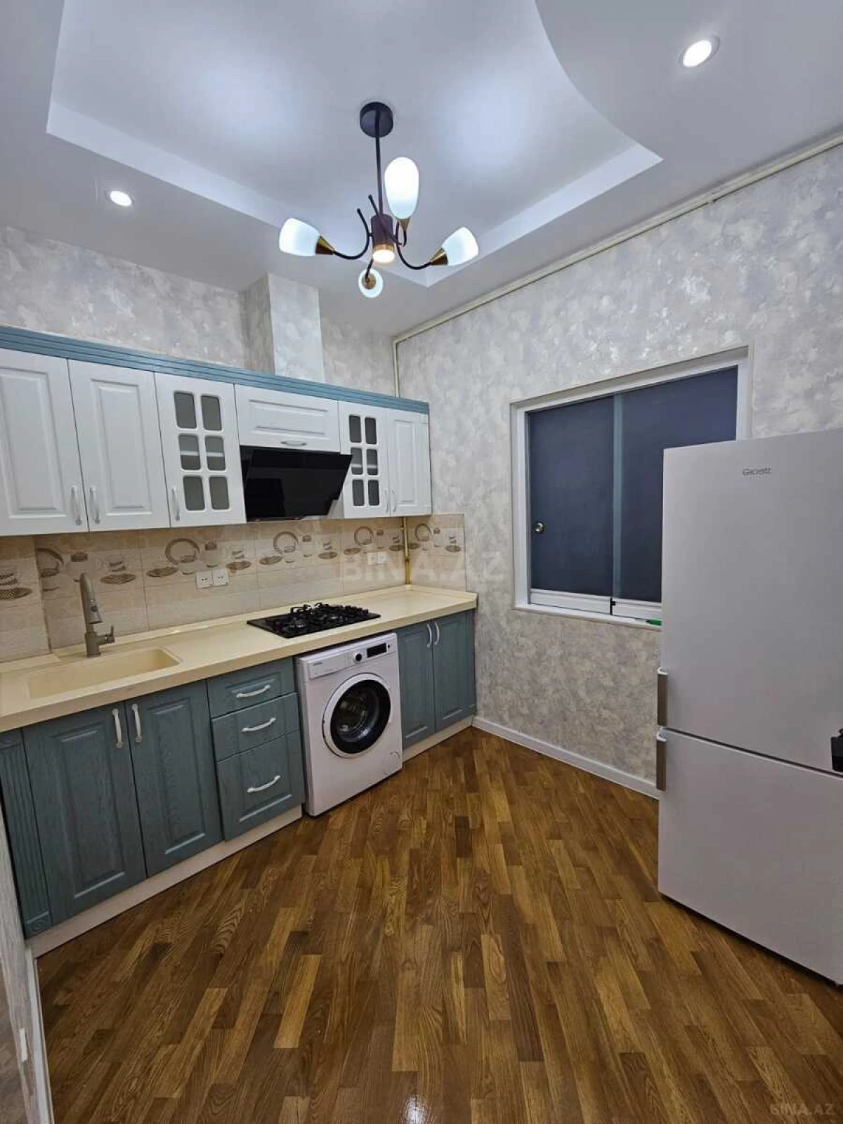Satılır 2 otaqlı mənzil 72 m²