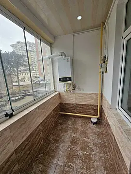 Satılır 2 otaqlı mənzil 72 m²